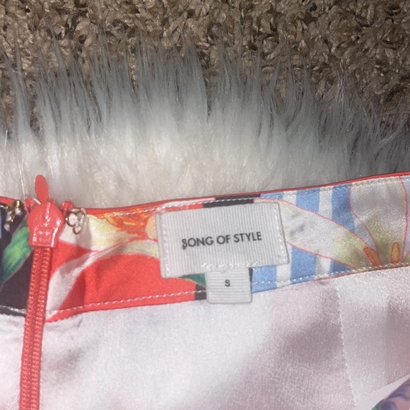 Song of Style for Revolve Greer Ankle Pants - Picture 5 of 7